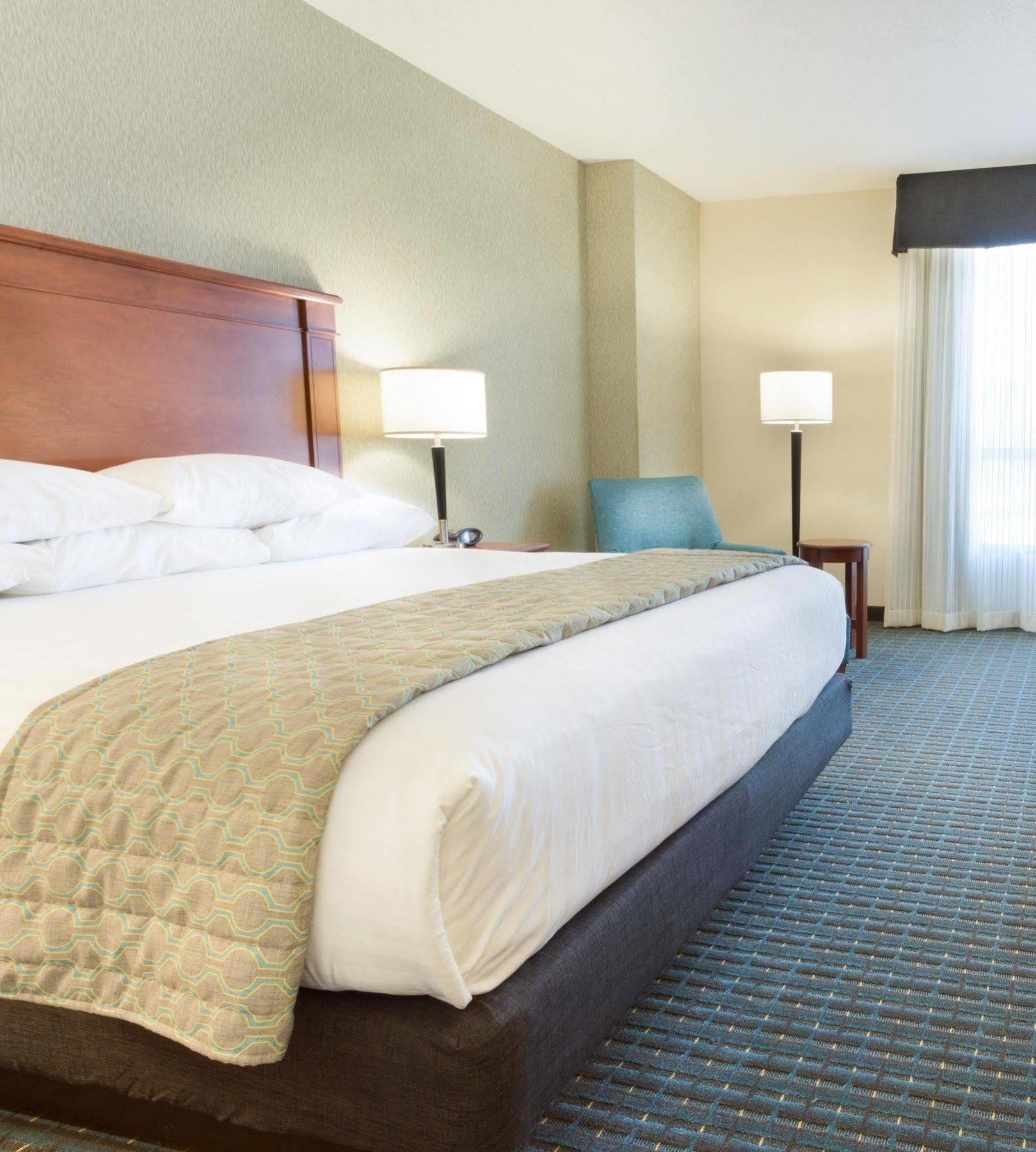 Drury Inn & Suites Colorado Springs Near The Air Force Academy Εξωτερικό φωτογραφία
